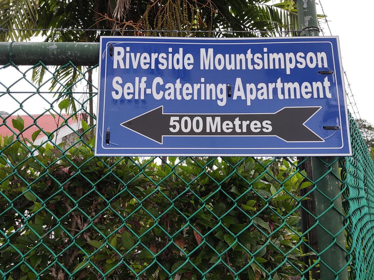 Riverside Mount Simpson Upper Beau Vallon  Buitenkant foto